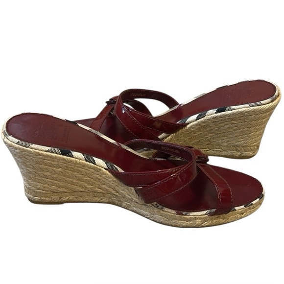 Burberry Nova Check Red Patent Leather Espadrille Wedge Sandals Size 39 IT, 8 US - Picture 12 of 14